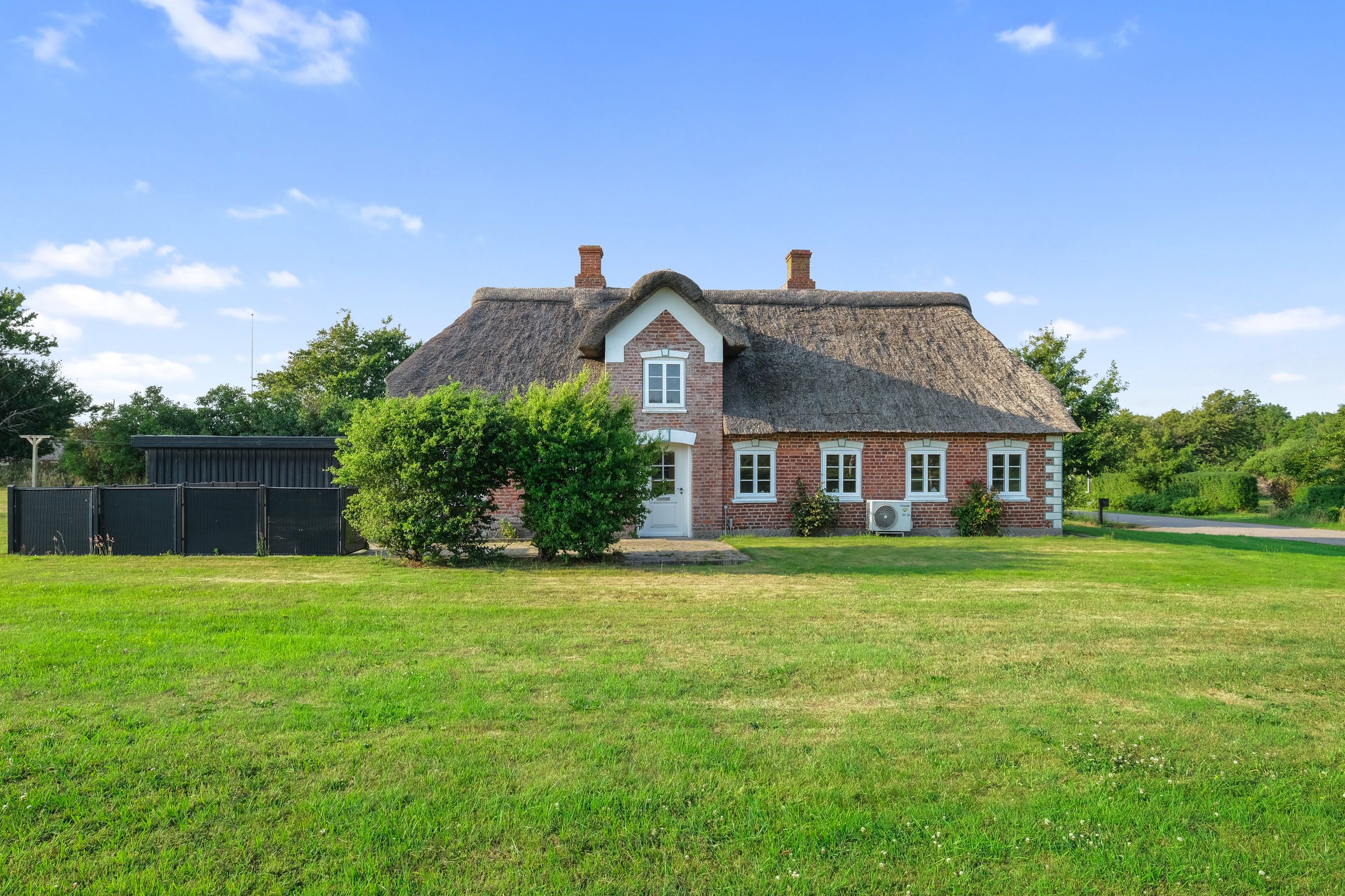 /media/images/9fe00ccd-c67b-46ec-9be8-4469aa458807/0.4.jpg/xl